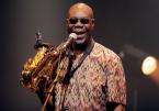 Manu Dibango en conversaci&oacute;n con Olivier Guez